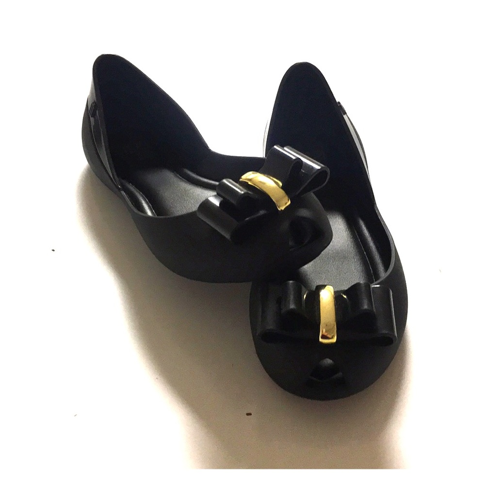 Mel by Melissa. Size 12